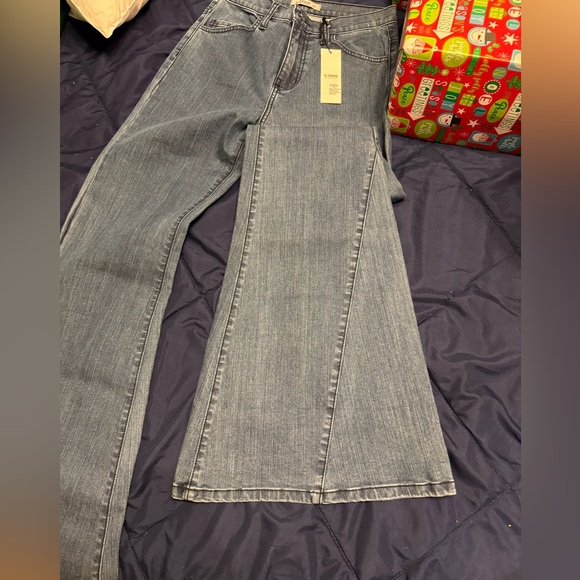 O2 denim high waisted kick flare jeans - Picture 5 of 7